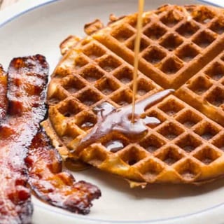 Waffle & Meat Choice*