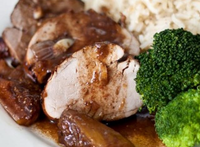 Tenderloin Over Rice*.